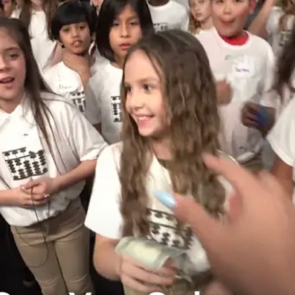 Meet your Posher, Kelly (and Presley) - Picture 8 of 12